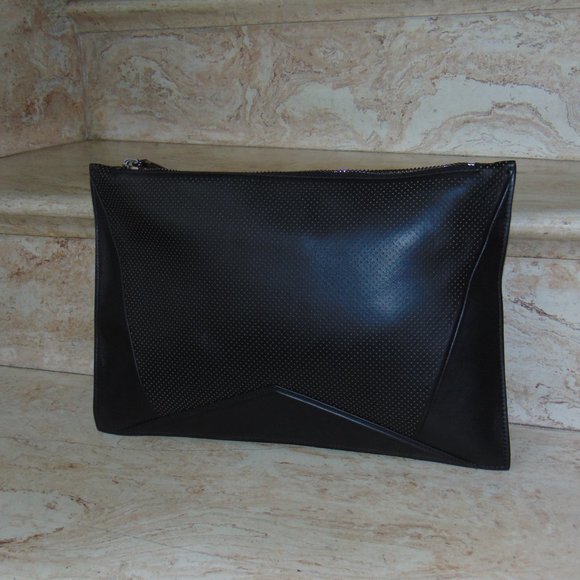 Alexandra Clancy Oversized Black Leather Handbag Envelope Bag Purse Chain Stra - Picture 4 of 13